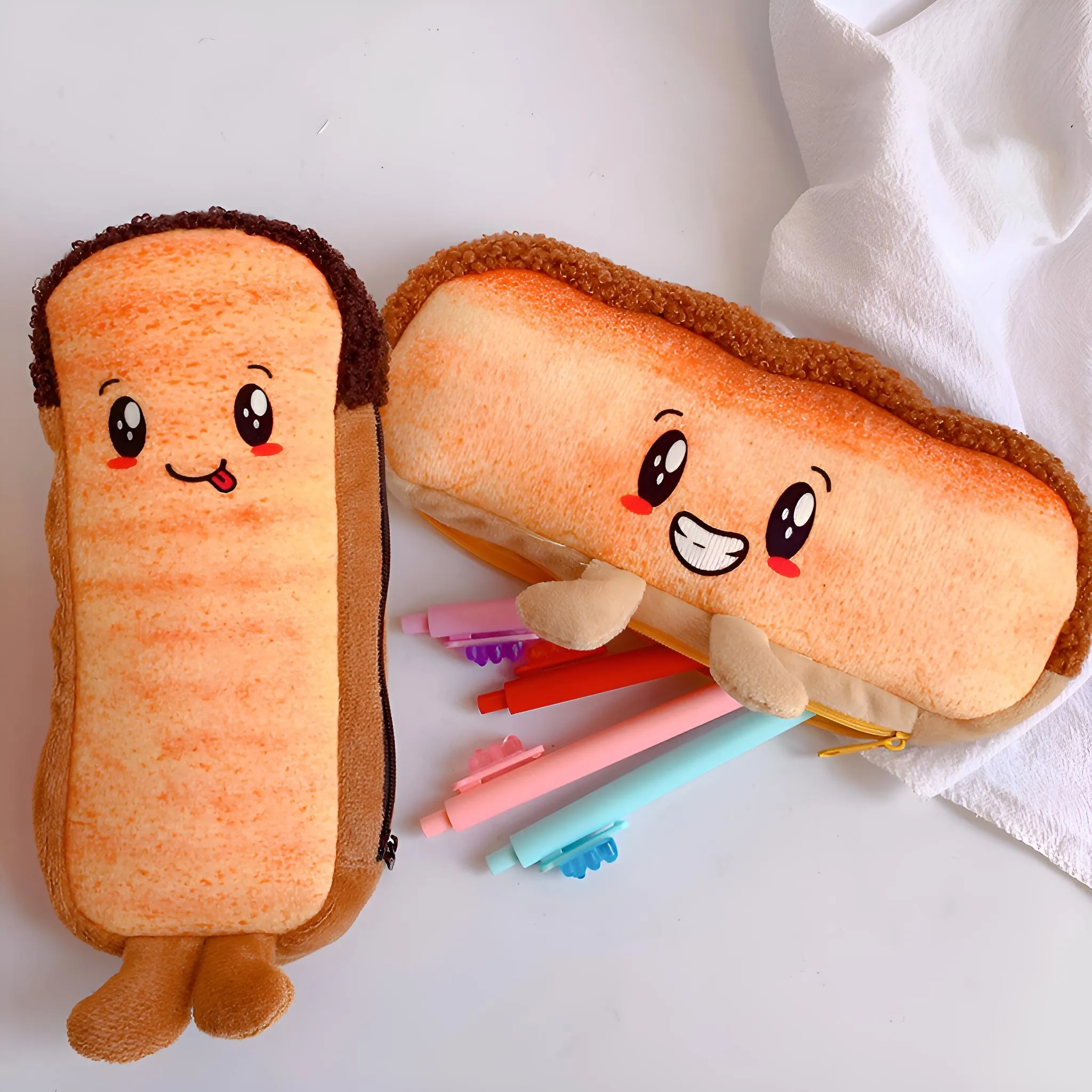 Hộp bút bánh mì